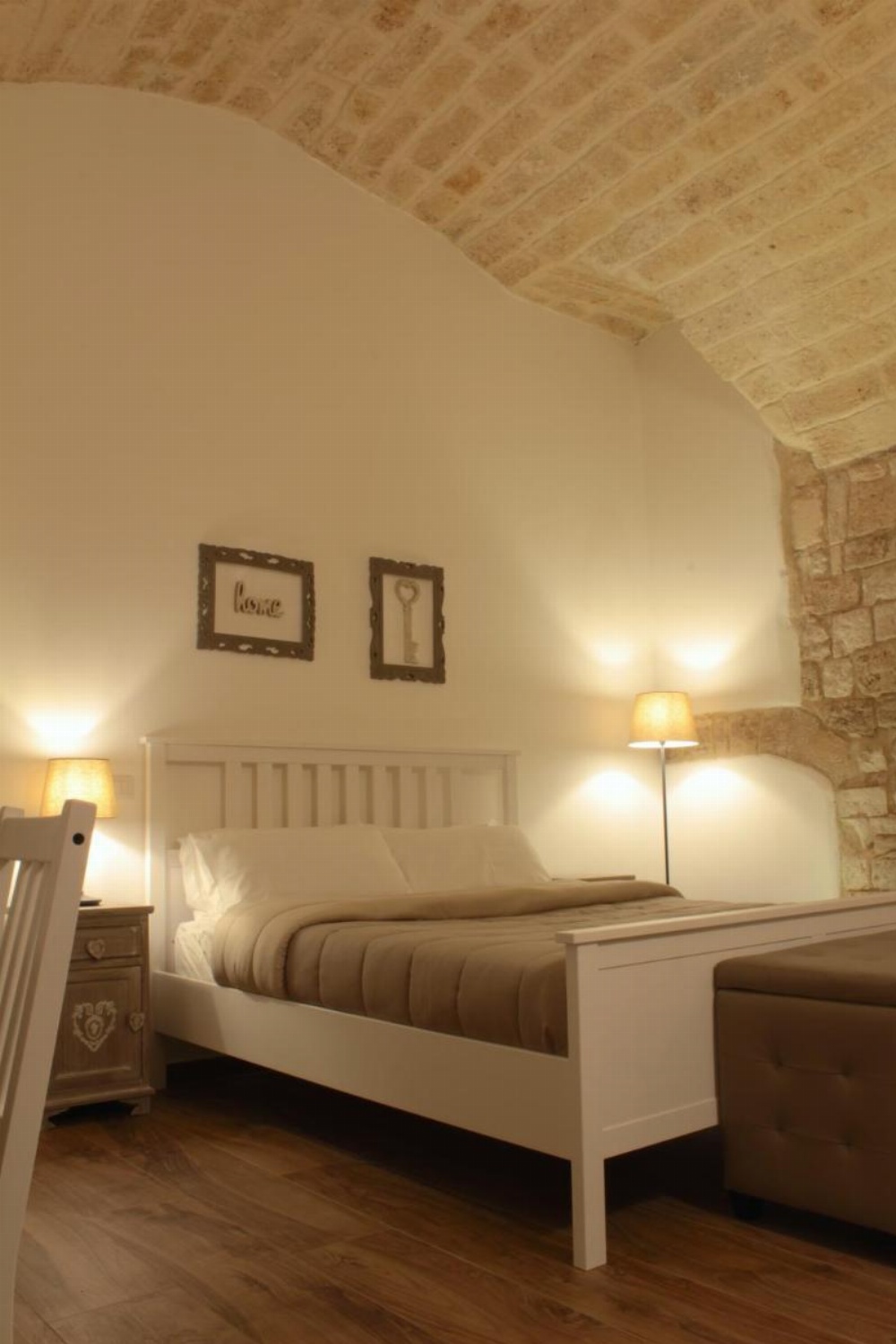 DeShome Guest House Image 16