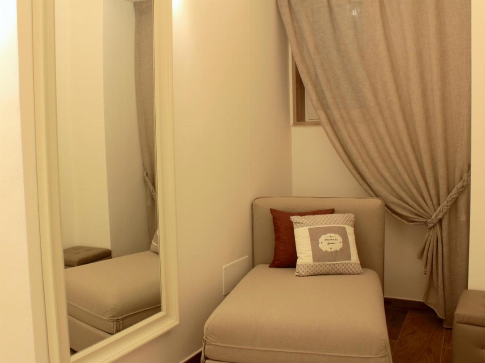 DeShome Guest House Image 18