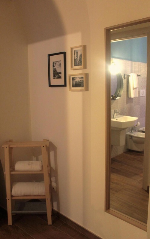 DeShome Guest House image 3